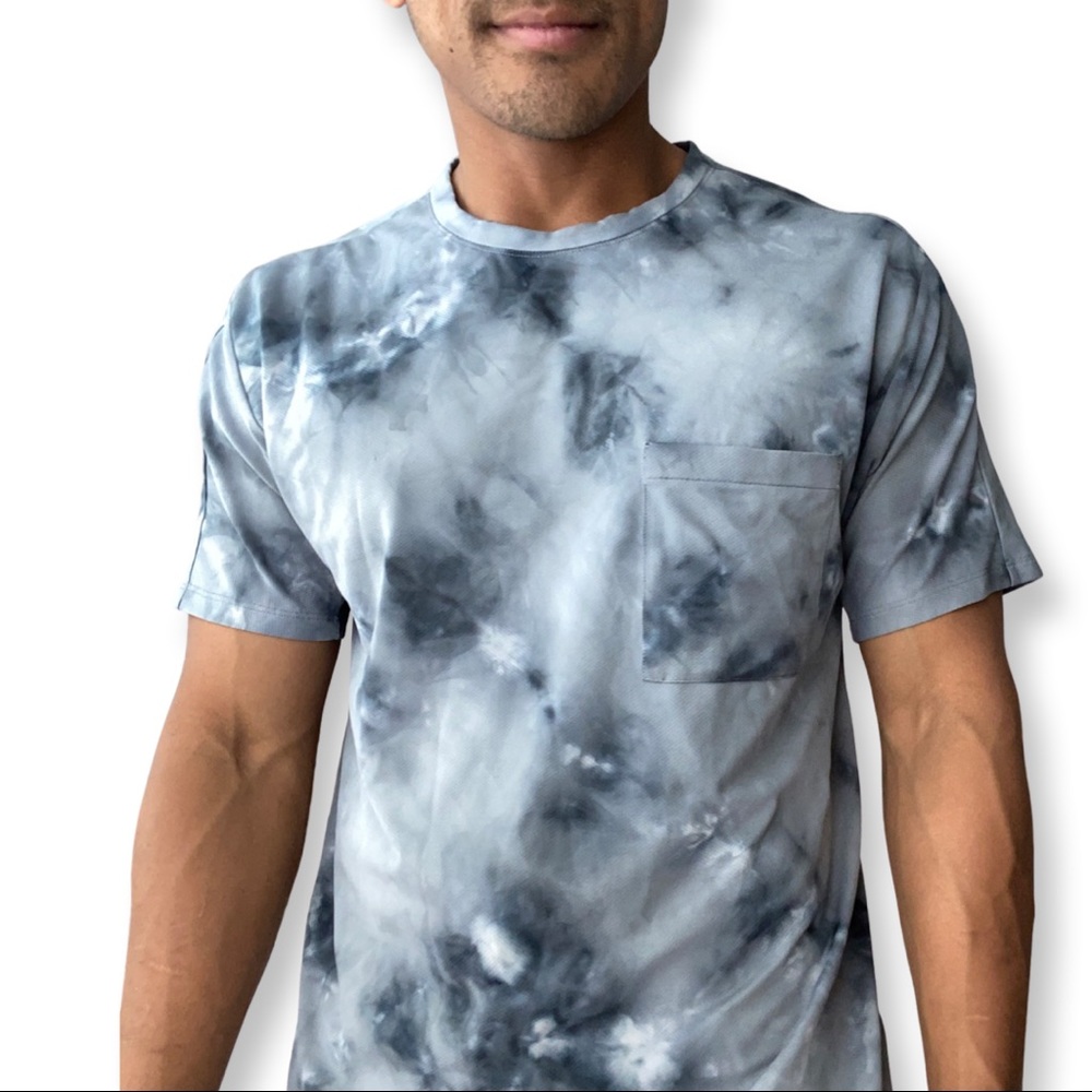 LULULEMON natural tie-dye shirt. Size small with pocket